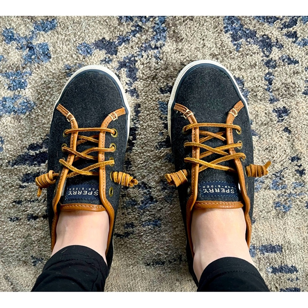 Sperry Crest Vibe Grey Wool Sneaker, size 7.5